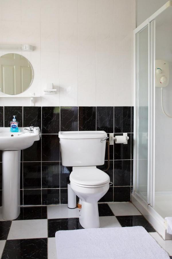 Shannon Breeze B&B Killaloe Exteriör bild